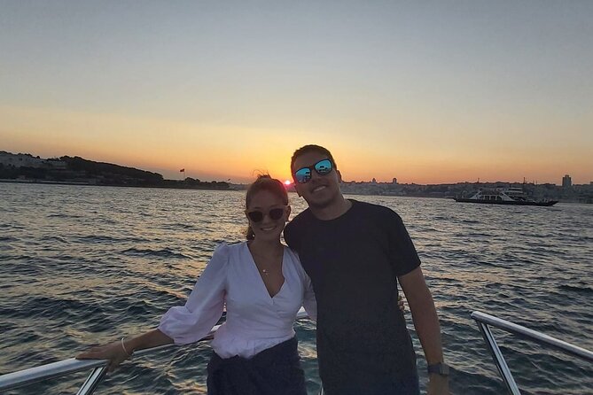 Sunset Cruise on Luxury Yacht with Transfers - Galatasaray Islet, Bebek, and Arnavutköy, the Bosphorus in “neighborhood mode”