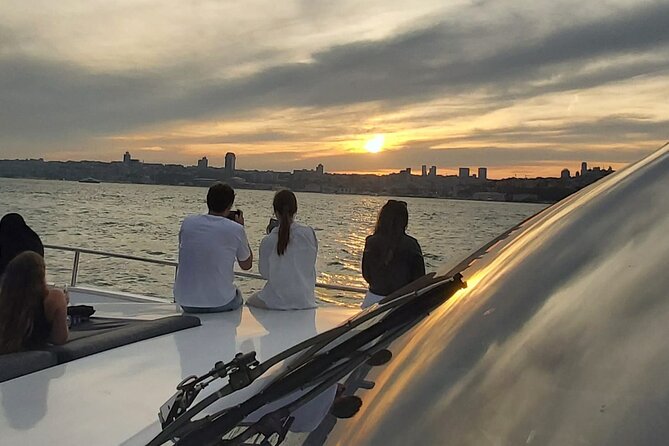 Sunset Cruise on Luxury Yacht with Transfers - Rumeli Hisarı and the fortification mindset
