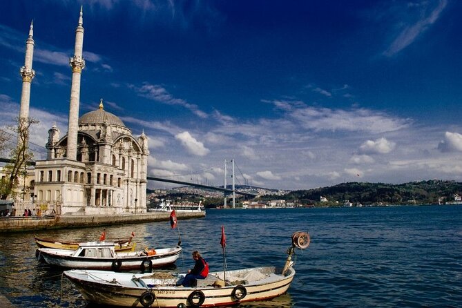 Sunset Cruise with Stop along Asia: Discover Istanbul's Bosphorus - Ortaköy Mosque and the Bosphorus Bridge at sunset light