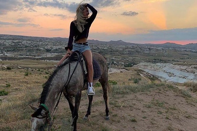 Sunset Horsebackriding-Tour through the Valleys of Cappadocia - Riding Back Down Through Rose and Red Valleys