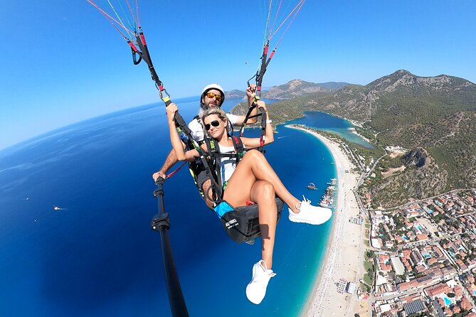Tandem Paragliding Flight Experience Babadağ Mountain Fethiye - Pilots and adrenaline: how to get the experience you want