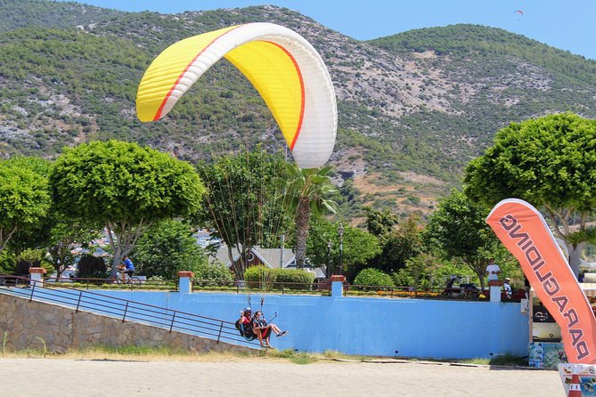 Tandem Paragliding in Alanya - Equipment and what is included (and what is not)