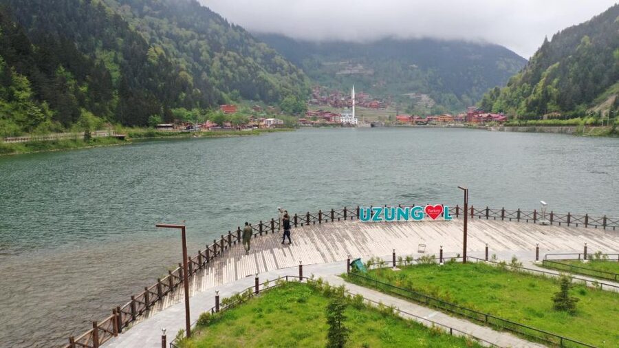 Trabzon: Uzungöl Group Tour, Explore The Nature & Taste Tea - Ali Baba Lokumcusu: Turkish delight, honey, and smart souvenir timing
