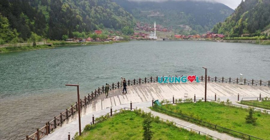 Trabzon: Uzungöl Group Tour, Explore The Nature & Taste Tea - İkicay tea factory: tea tasting, tea ceremony vibes, and a dance show