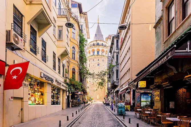 Trusted Istanbul Airport Transfer to city center - Private group setup: when this transfer fits your travel style