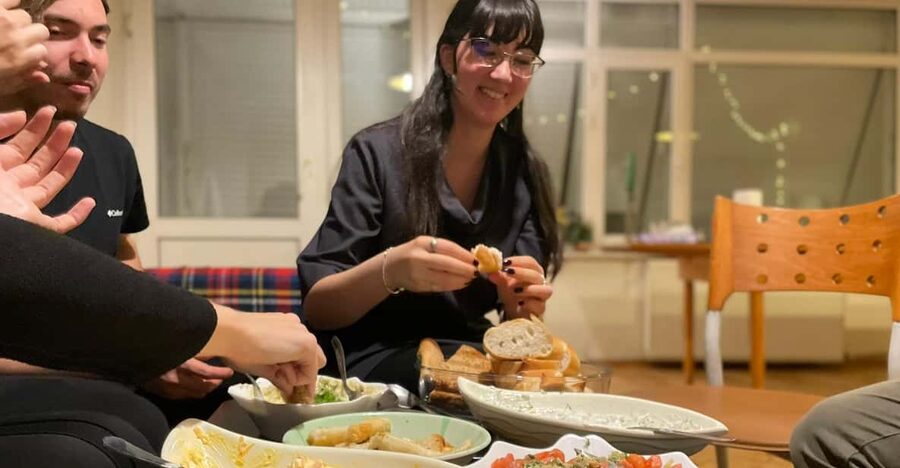 Turkish Tapas - Meze Cooking for Beginners in Istanbul - Why Turkish Tapas in a Home Kitchen Beats a Restaurant Tour