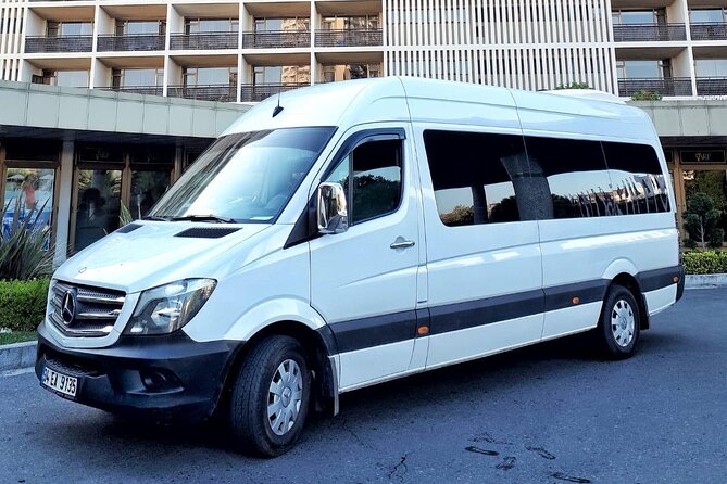 VIP Daily Transfer from the Istanbul Airport to Istanbul City - What you get in the vehicle: air-conditioning, Wi‑Fi, and privacy