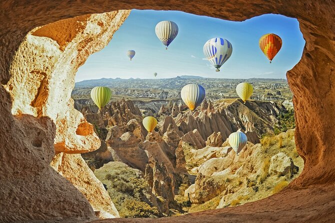 Watching Balloons on Cappadocia Sky(People Have Fear of Heights) - Comfort, crew help, and the value of not arranging transport yourself
