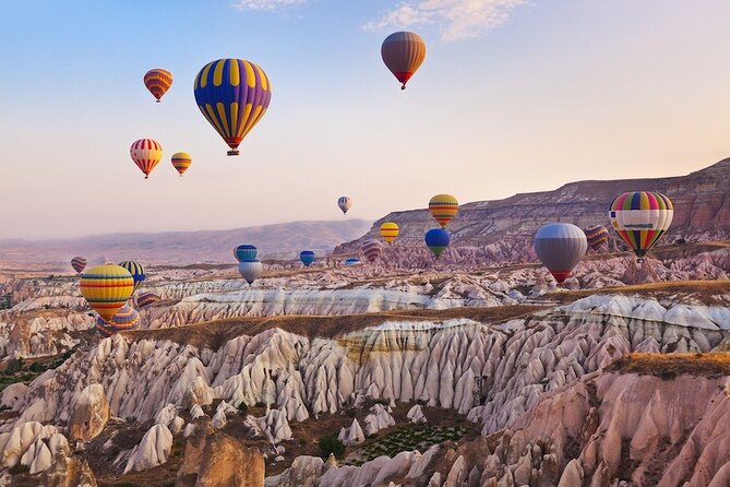 Watching Balloons on Cappadocia Sky(People Have Fear of Heights) - Photo-friendly takeoff positions and how the tour keeps you moving